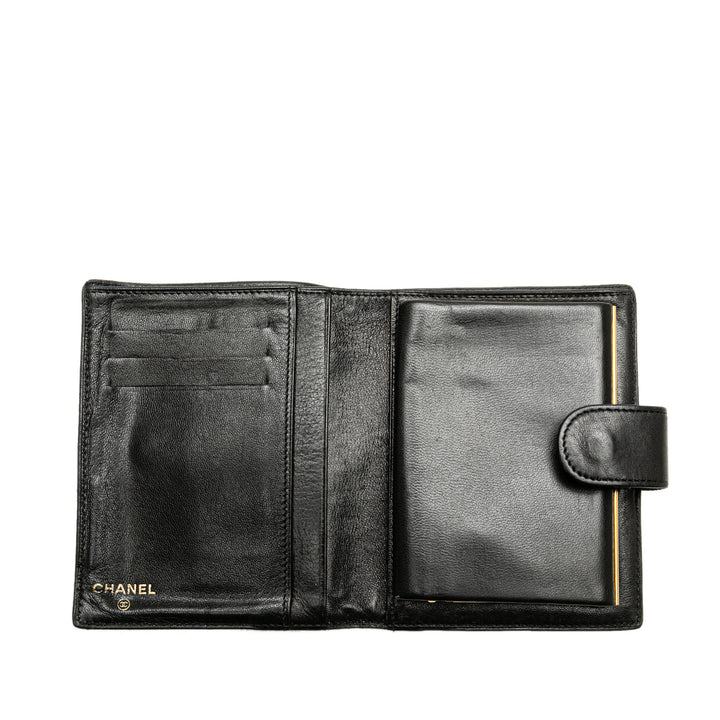 CC Lambskin Compact Wallet Black - Gaby Paris