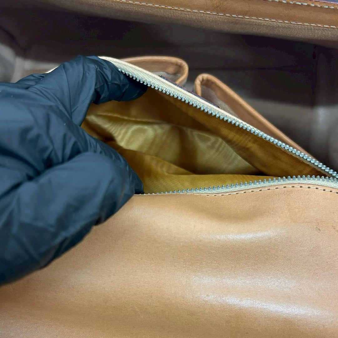 Celine Sac à main Macadam Medallion Toile enduite Marron – vue 4 – GABY PARIS