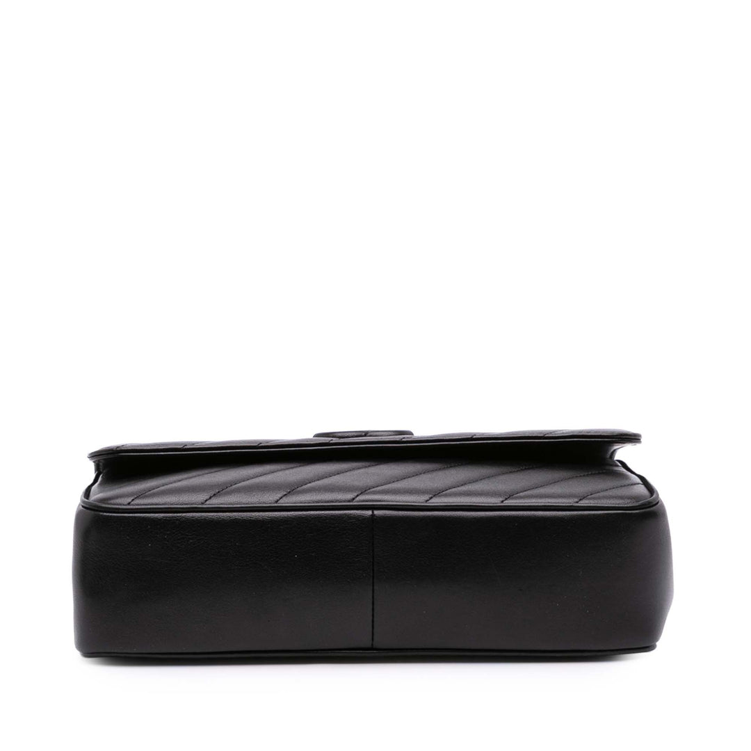 Chanel Diagonal Quilted Cuir d’agneau CC Signature Flap Noir – GABY PARIS Authentique