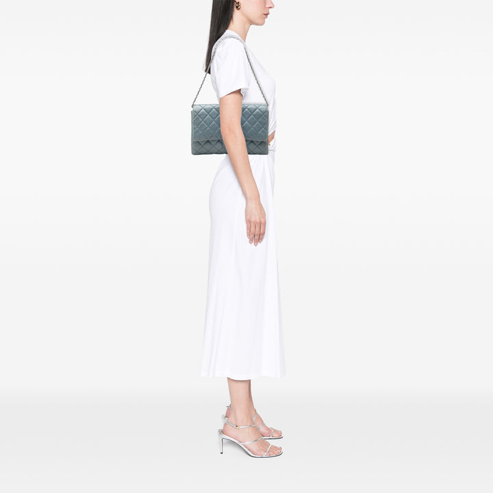 Chanel CC Matelassé Cuir d’agneau à rabat Pochette avec chaîne