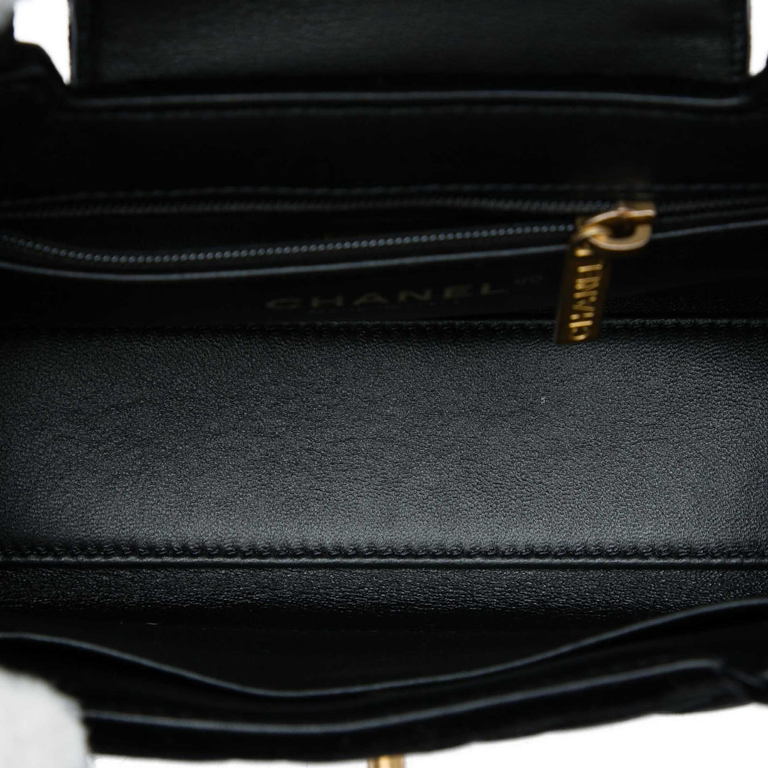 Chanel Kelly Cabas Nano Noir – vue 4 – GABY PARIS