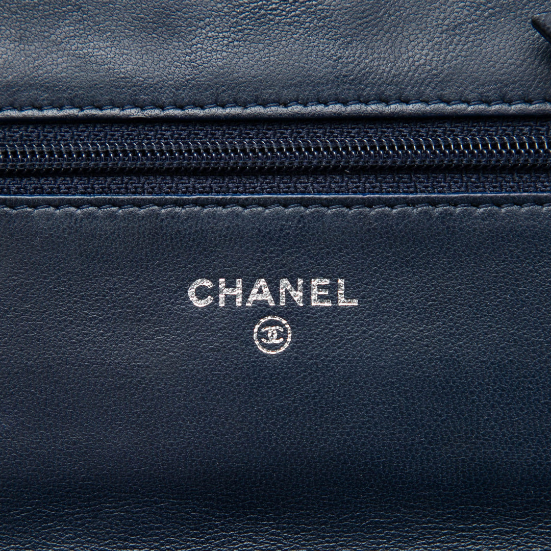 Chanel Matelassé Boy Wallet on Chain Cuir d'agneau Bleu