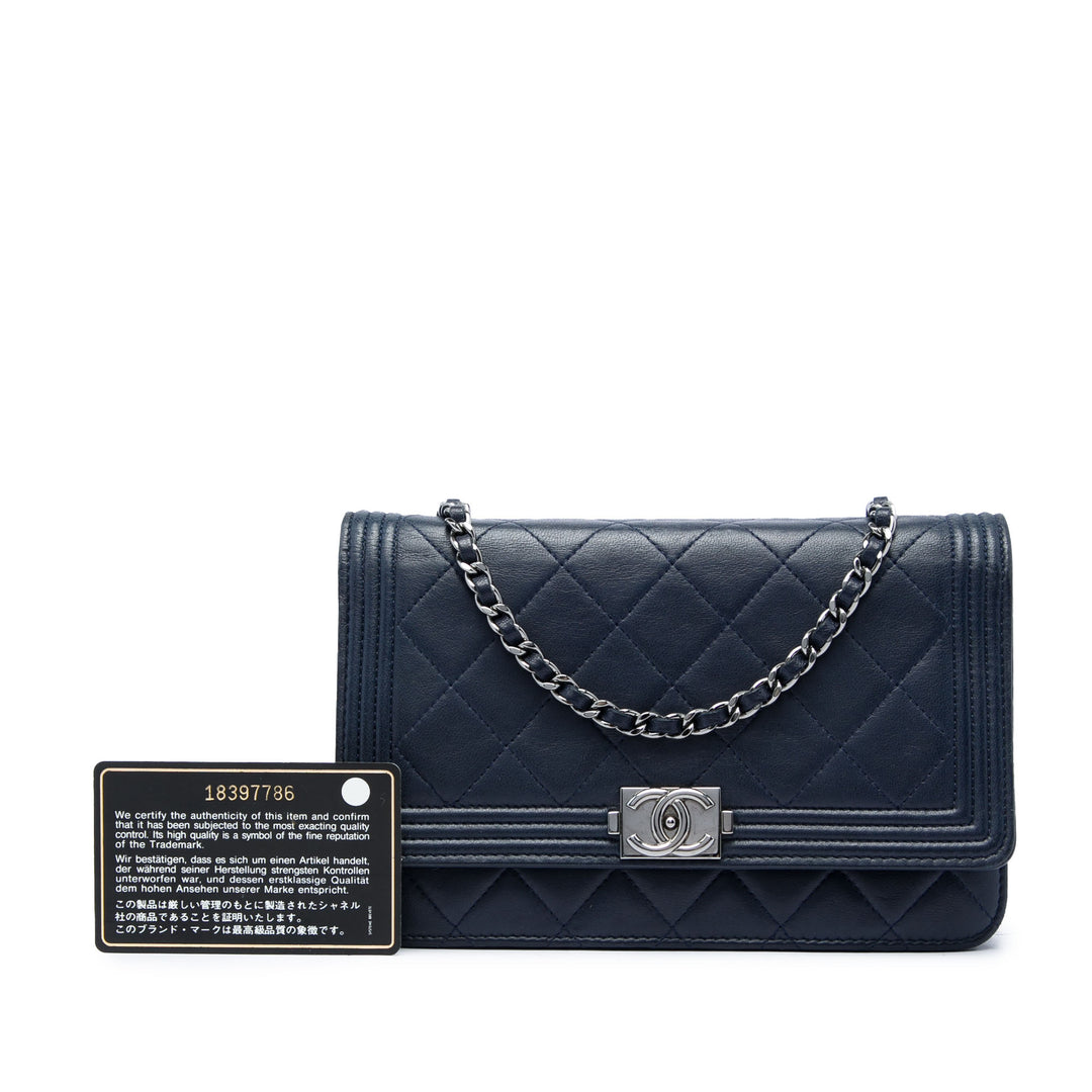 Chanel Matelassé Boy Wallet on Chain Cuir d'agneau Bleu