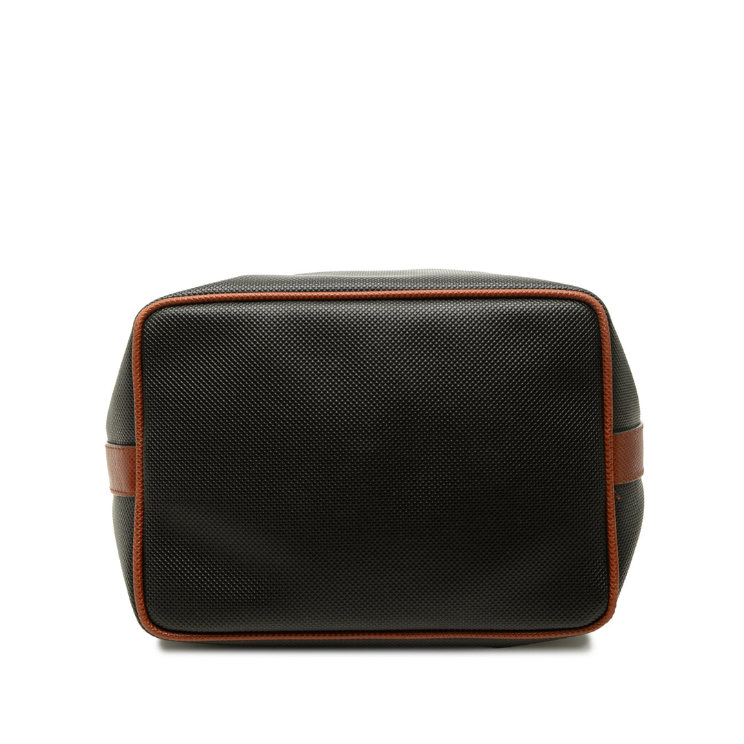 Bottega Veneta Sac seau Texturé Marco Polo Cuir de veau Noir – vue 3 – GABY PARIS