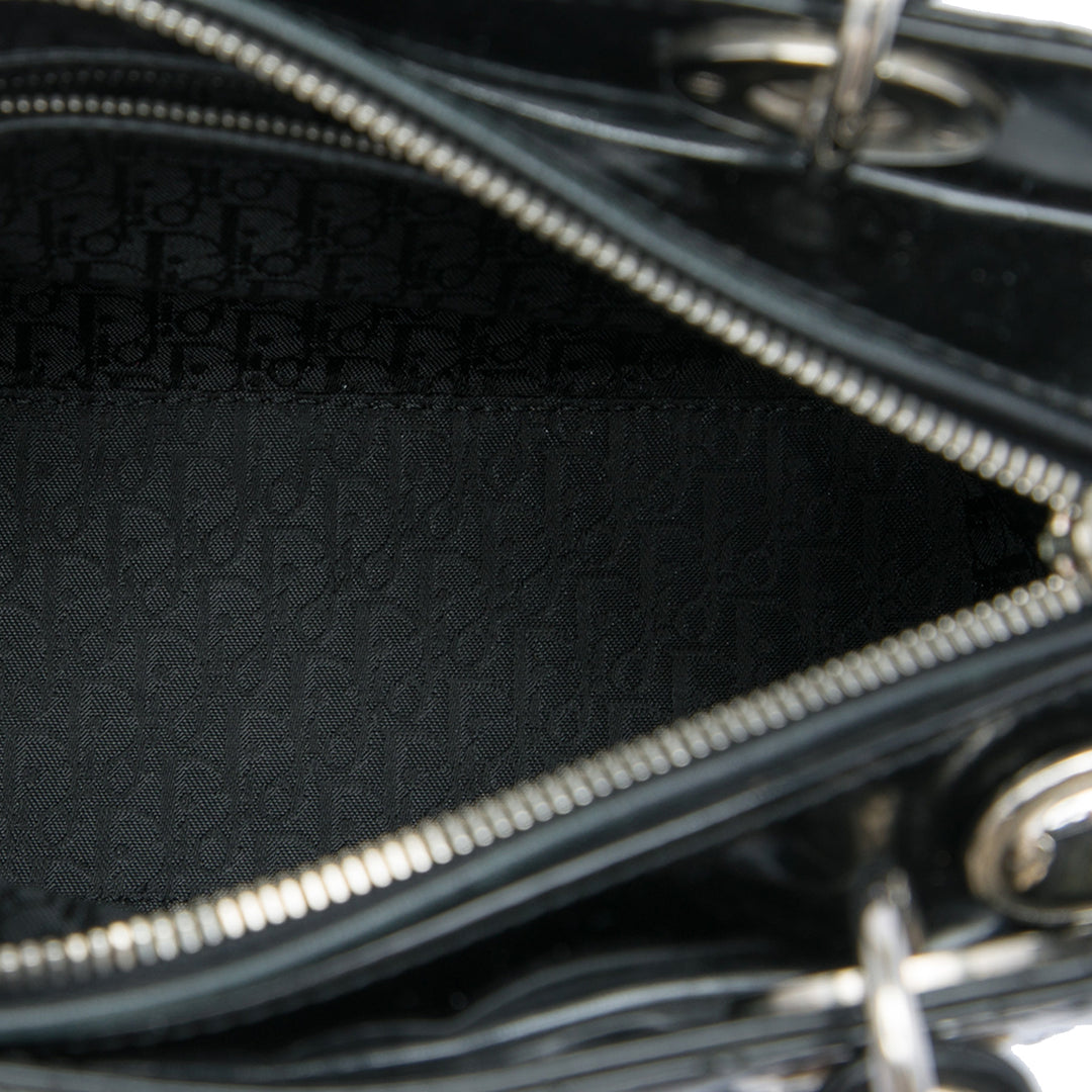 Dior Medium Cuir verni Cannage Lady Dior