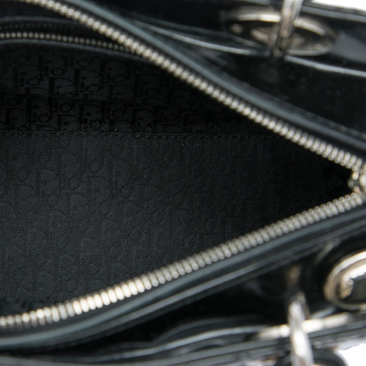 Dior Medium Cuir verni Cannage Lady Dior