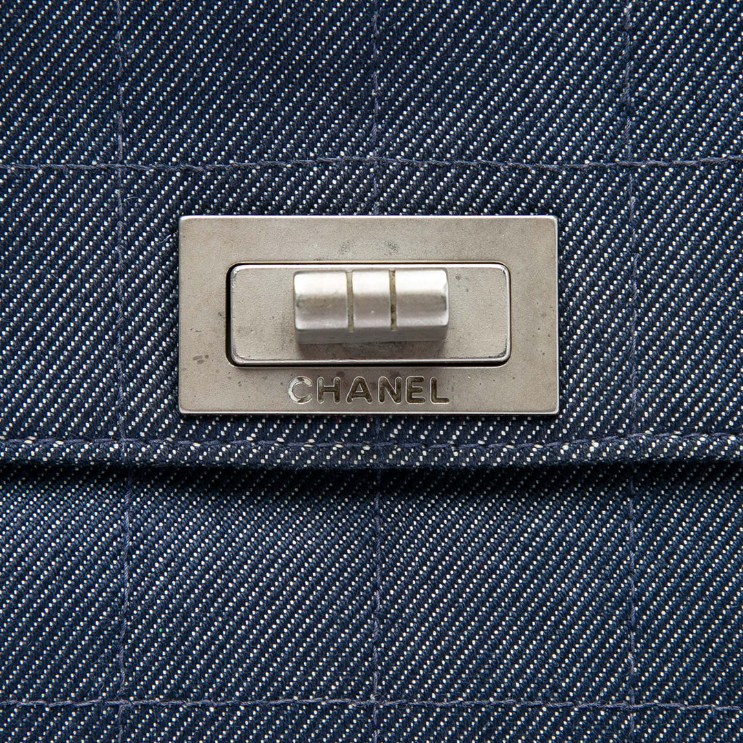Chanel Chocolate Bar Reissue 2.55 à rabat Jean
