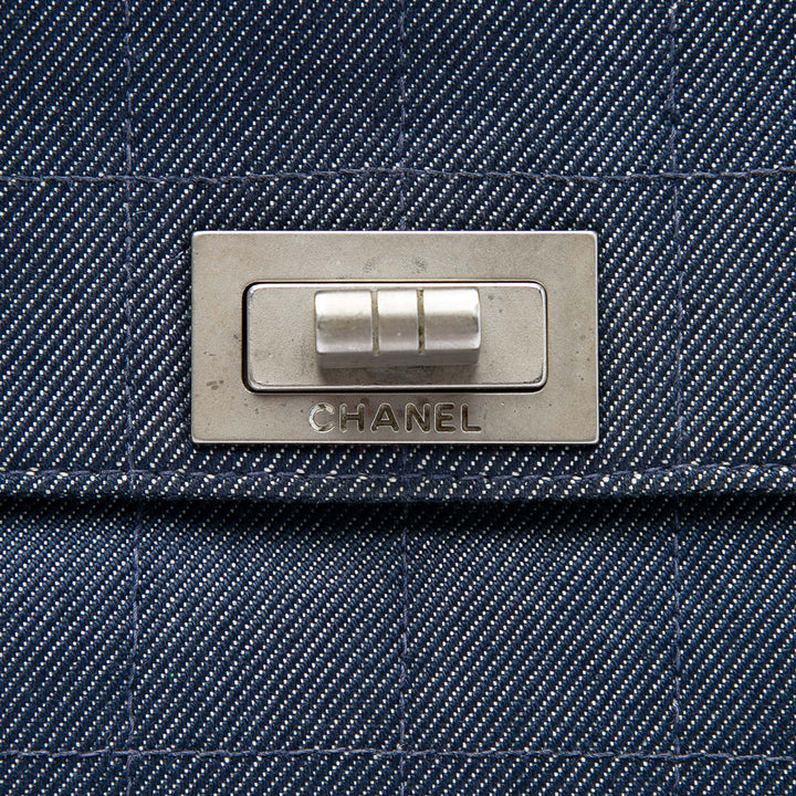 Chanel Chocolate Bar Reissue 2.55 à rabat Jean