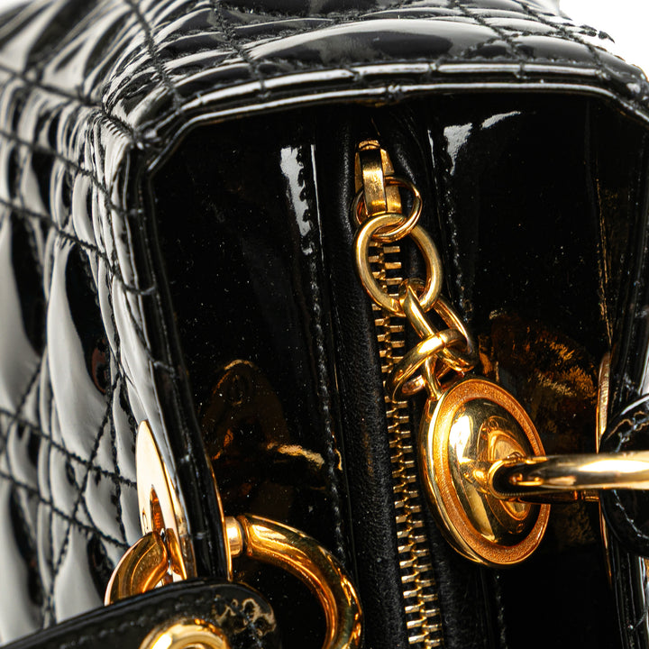 Dior Medium Cuir verni Cannage Lady Dior