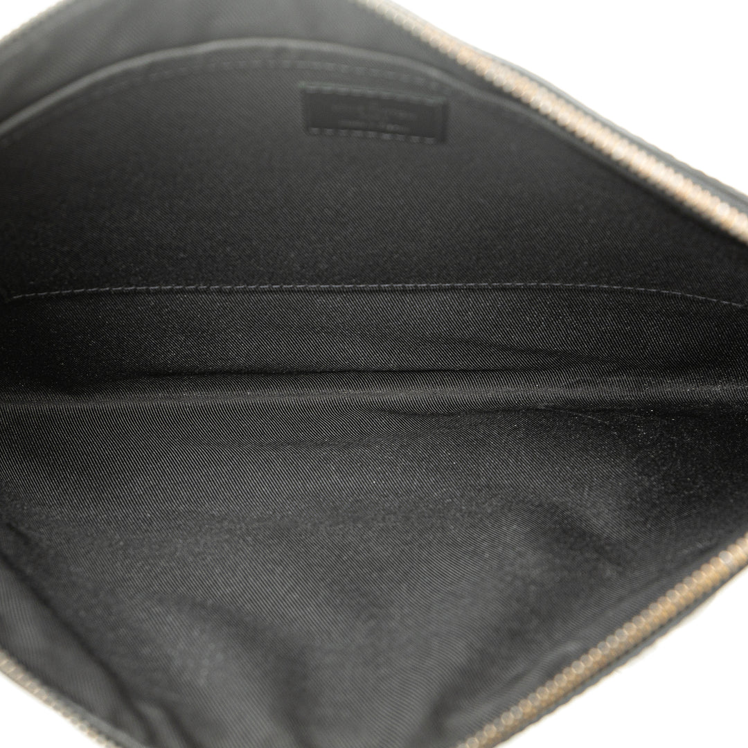 Monogram Eclipse Discovery Pochette GM Black - Gaby Paris