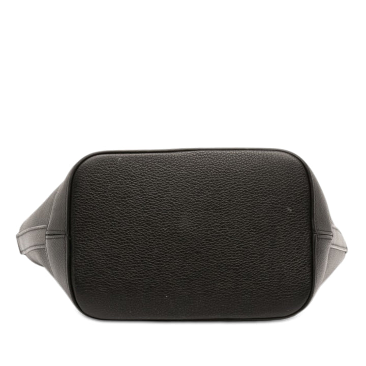 Celine Triomphe Sac seau Petit Cuir de veau Noir – vue 3 – GABY PARIS