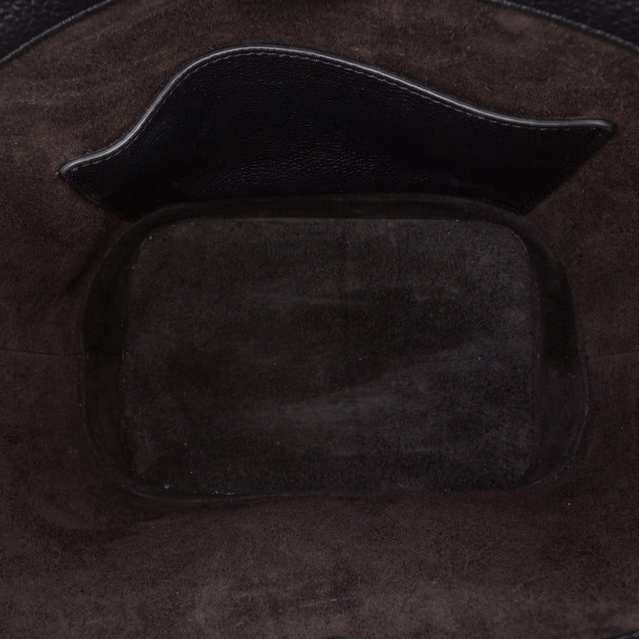 Celine Triomphe Sac seau Petit Cuir de veau Noir – vue 4 – GABY PARIS