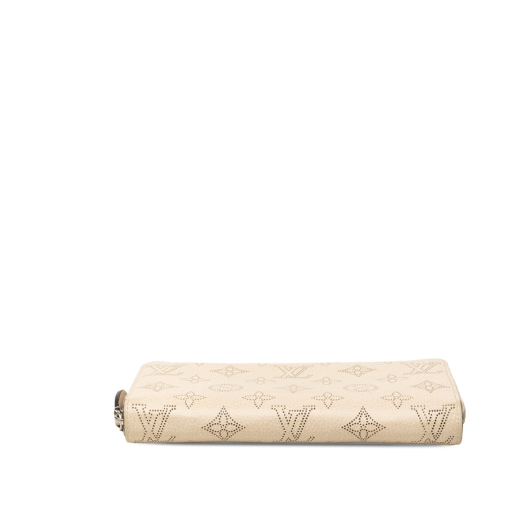 Louis Vuitton Monogram Mahina Zippy Portefeuille long