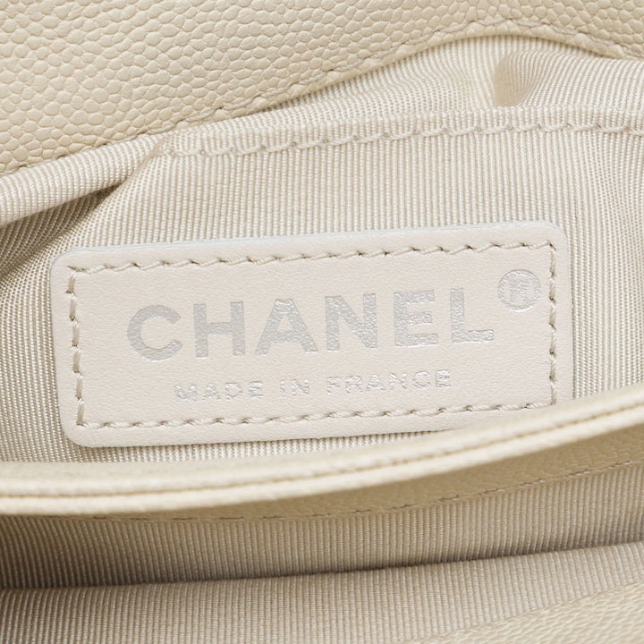 Chanel Matelassé Urban Companion à rabat Petit Cuir caviar