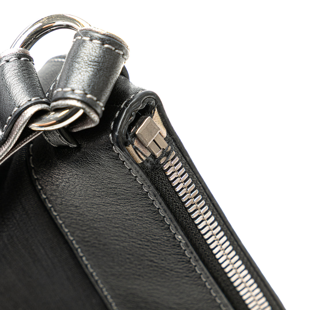Anagram Nylon Crossbody Gray - Gaby Paris
