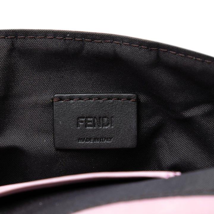 Fendi Zucca embossé Baguette Sac Mini Rose – vue 5 – GABY PARIS