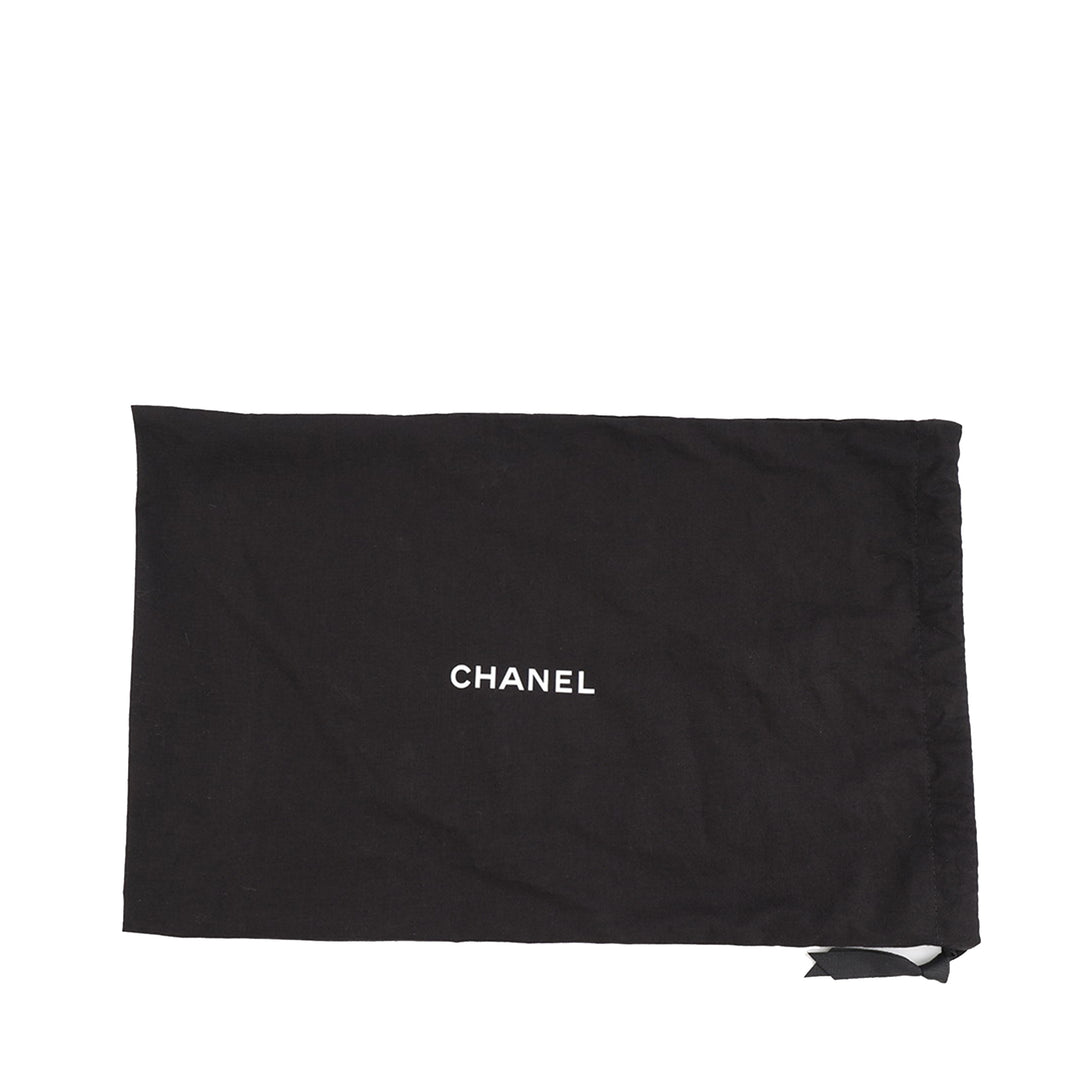Chanel Matelassé Vanity avec chaîne Petit Cuir caviar Noir