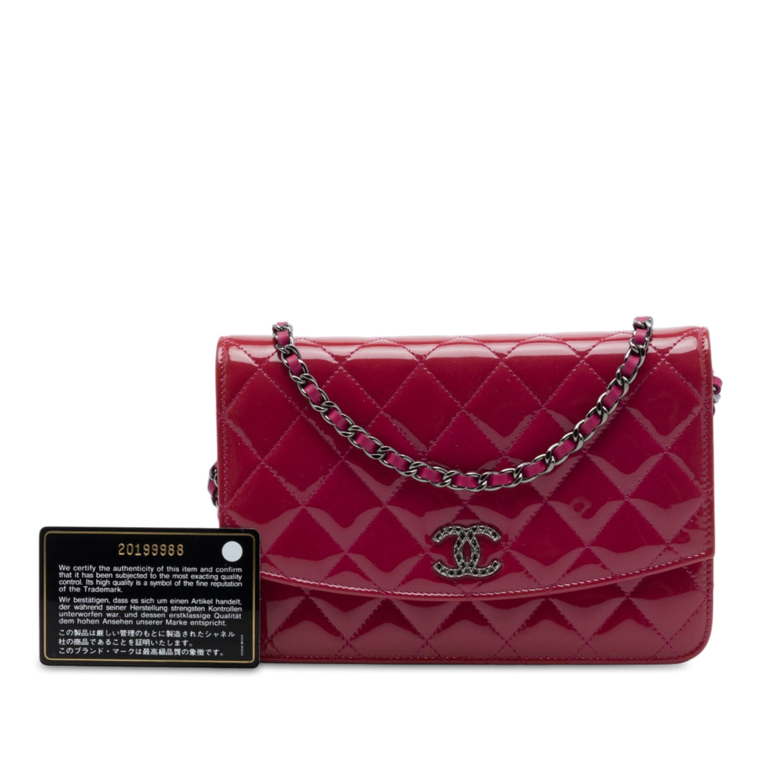 CC Matelassé Brilliant Wallet on Chain Rose