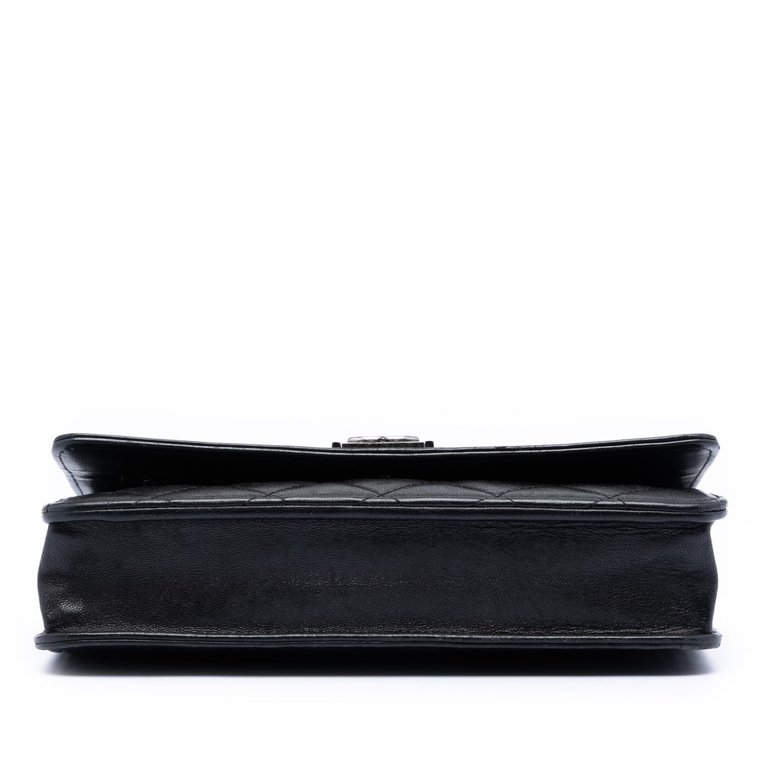 Chanel Matelassé Cuir d’agneau Boy Wallet on Chain