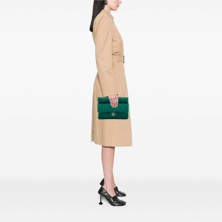 Chanel CC Matelassé Jersey Roll Pochette Vert