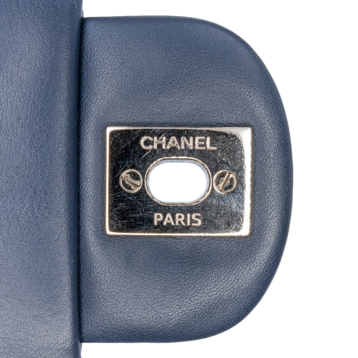 Chanel Classic Carré Chevron Rabat simple Mini Cuir