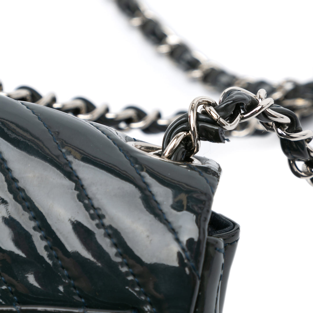 Chanel Classic Carré Chevron Rabat simple Mini Cuir