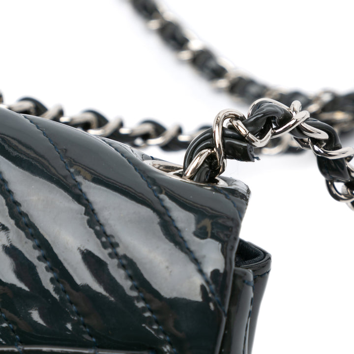 Chanel Classic Carré Chevron Rabat simple Mini Cuir