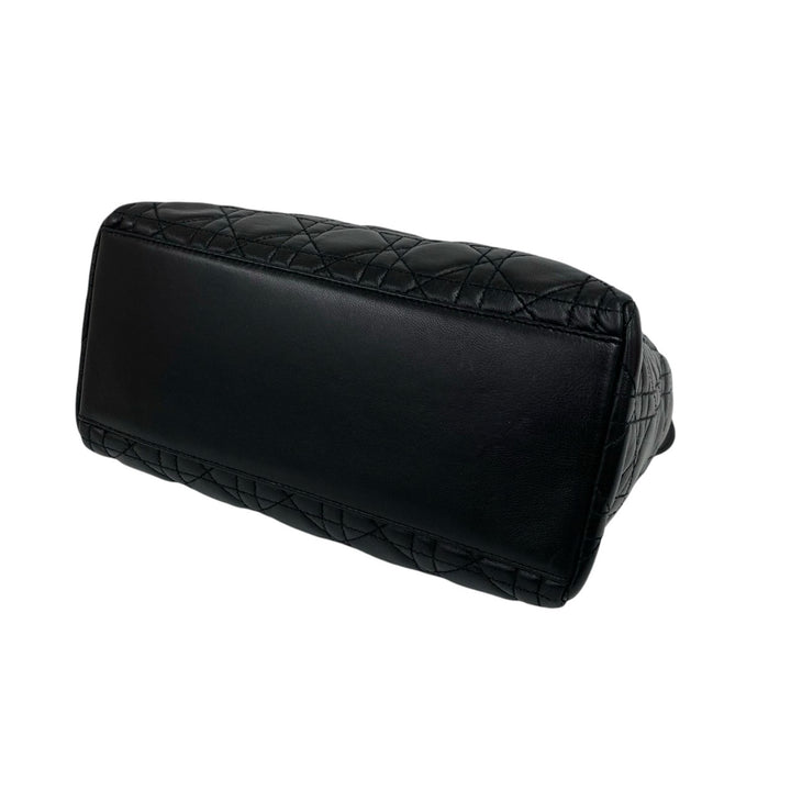 Dior Lady Dior Cannage Moyen Cuir d'agneau Noir – vue 6 – GABY PARIS