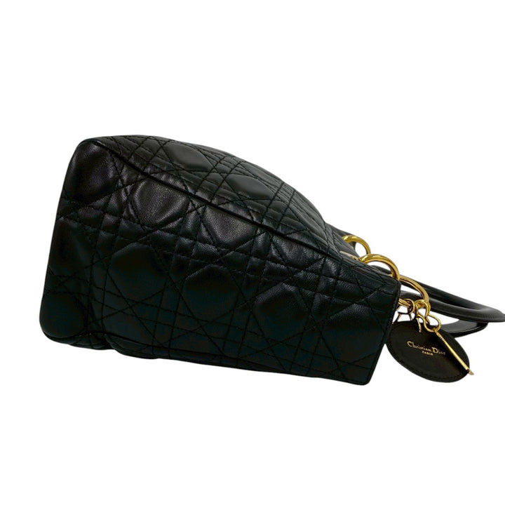 Dior Lady Dior Cannage Moyen Cuir d'agneau Noir – vue 9 – GABY PARIS