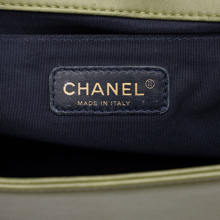 Chanel Sac bandoulière Boy à rabat Tweed Moyen Vert – vue 5 – GABY PARIS