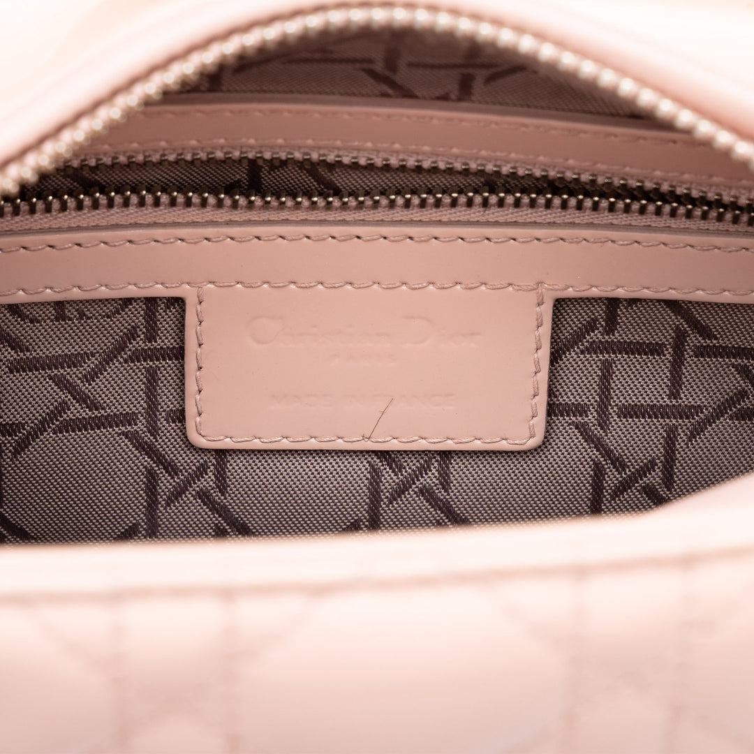 Dior Sac à main Lady Dior Cannage Moyen Rose – vue 5 – GABY PARIS