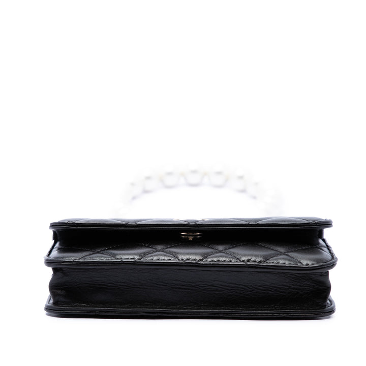 Chanel Matelassé Perles Pochette avec chaîne Maxi Cuir d'agneau