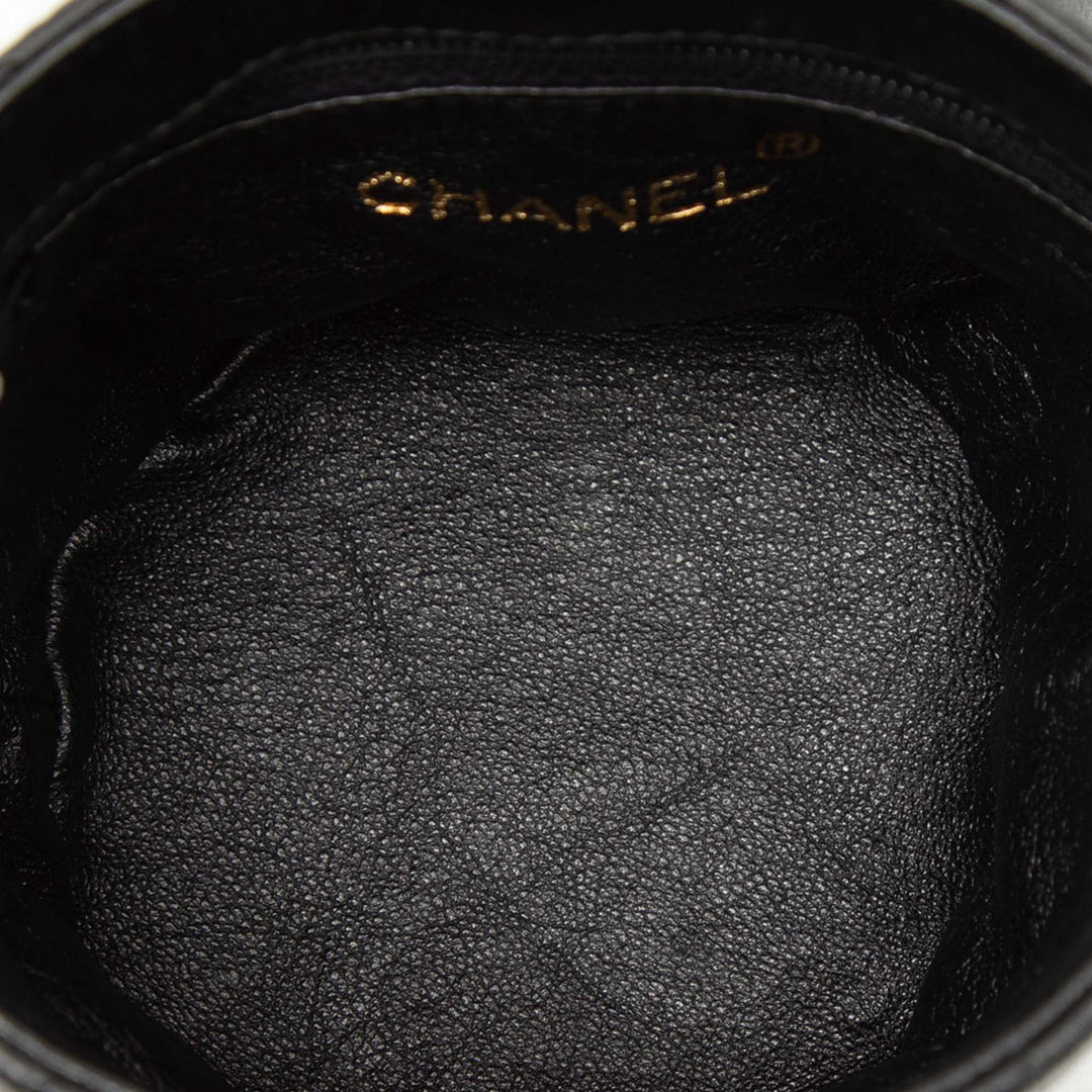 Chanel Mini Matelassé Cuir d’agneau Canteen Pompon Vanity