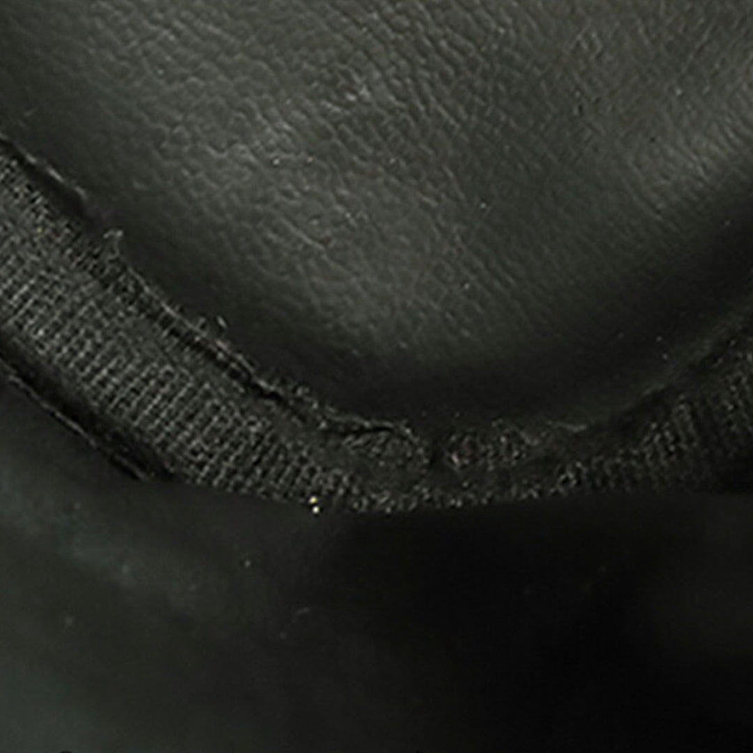 CC Vanity Cuir caviar Noir