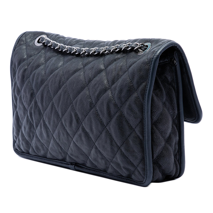 Chanel Matelassé French Riviera à rabat Moyen Cuir caviar