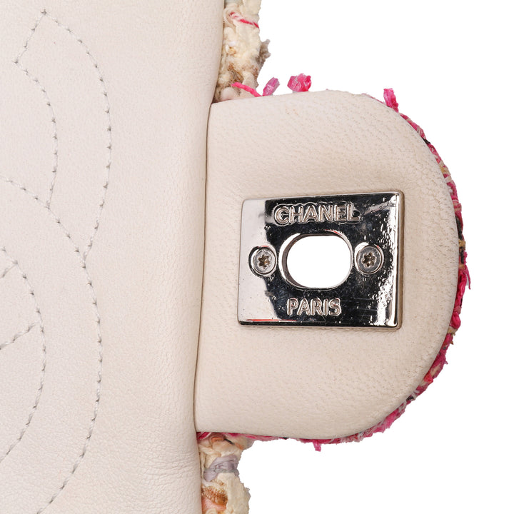 Chanel Quilted Cuir d’agneau and Tweed Elegant Trim Flap Blanc – GABY PARIS Authentique
