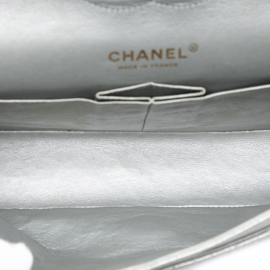 Chanel Medium Classic Iridescent Cuir d’agneau Double rabat