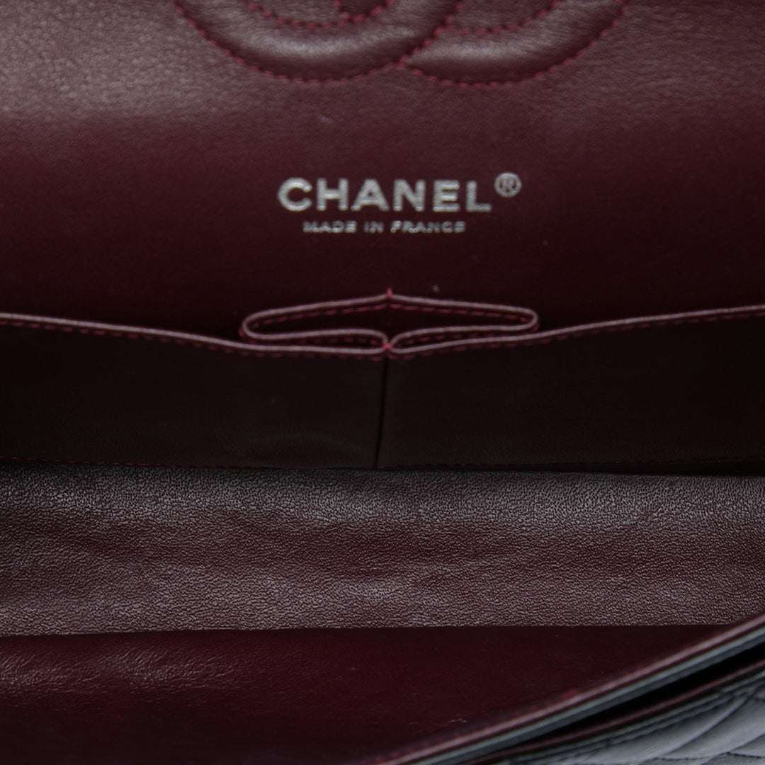 Chanel Classic Double rabat Moyen Cuir d'agneau Noir – vue 4 – GABY PARIS