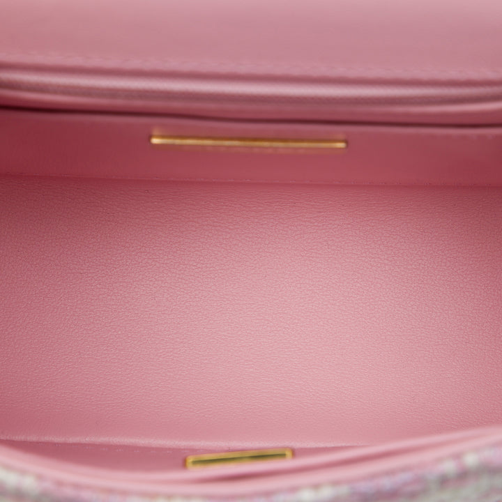 Chanel Matelassé Crush à rabat Tweed Rose