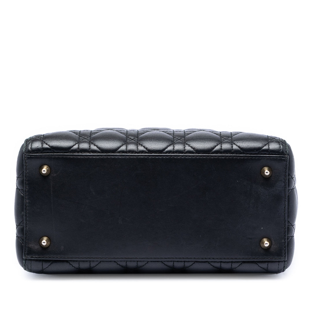 Dior Medium Cuir d’agneau Cannage Lady Dior