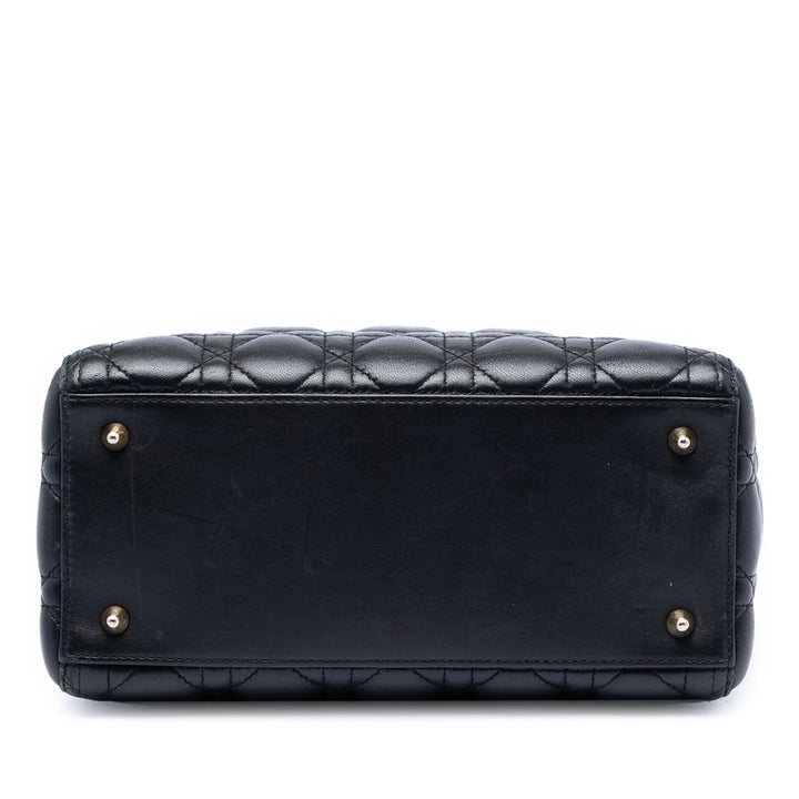 Dior Medium Cuir d’agneau Cannage Lady Dior