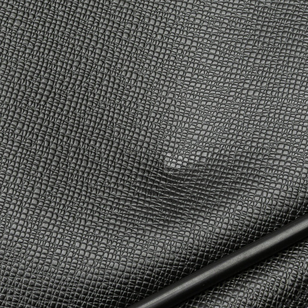 Taiga Satellite 53 Luggage Black - Gaby Paris