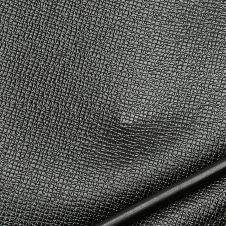 Taiga Satellite 53 Luggage Black - Gaby Paris