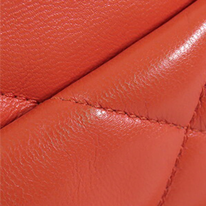 Chanel Medium Cuir d’agneau 19 à rabat – GABY PARIS Authentique