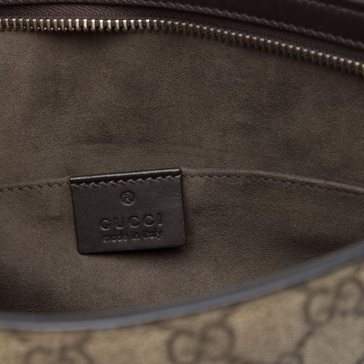 Gucci Pochette Web GG Supreme Beige – vue 5 – GABY PARIS