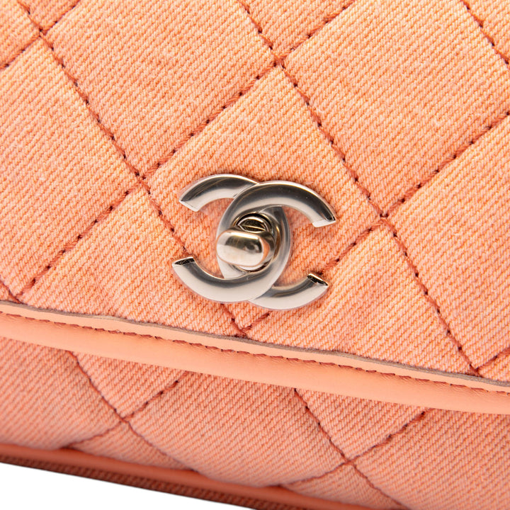 Chanel CC Matelassé Messenger à rabat Mini Jean