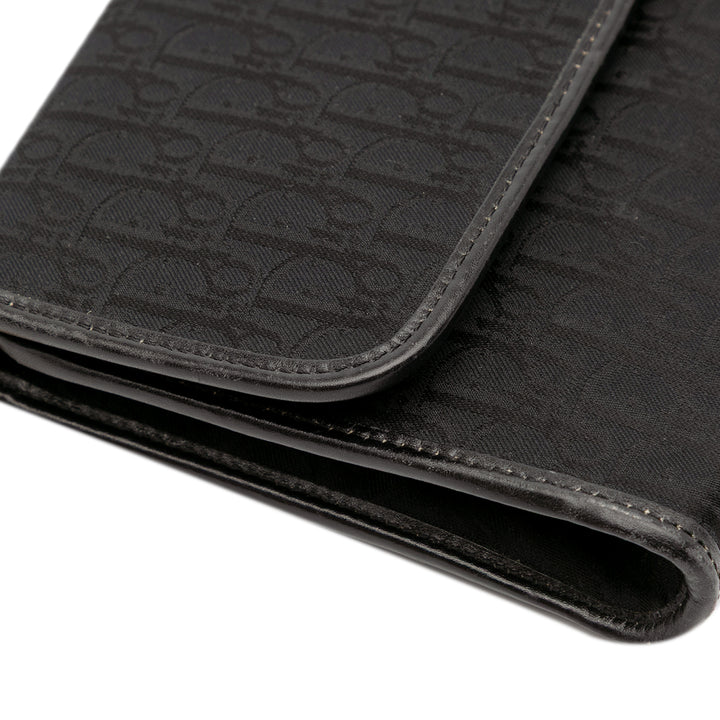 Oblique Canvas Chain Crossbody Black - Gaby Paris