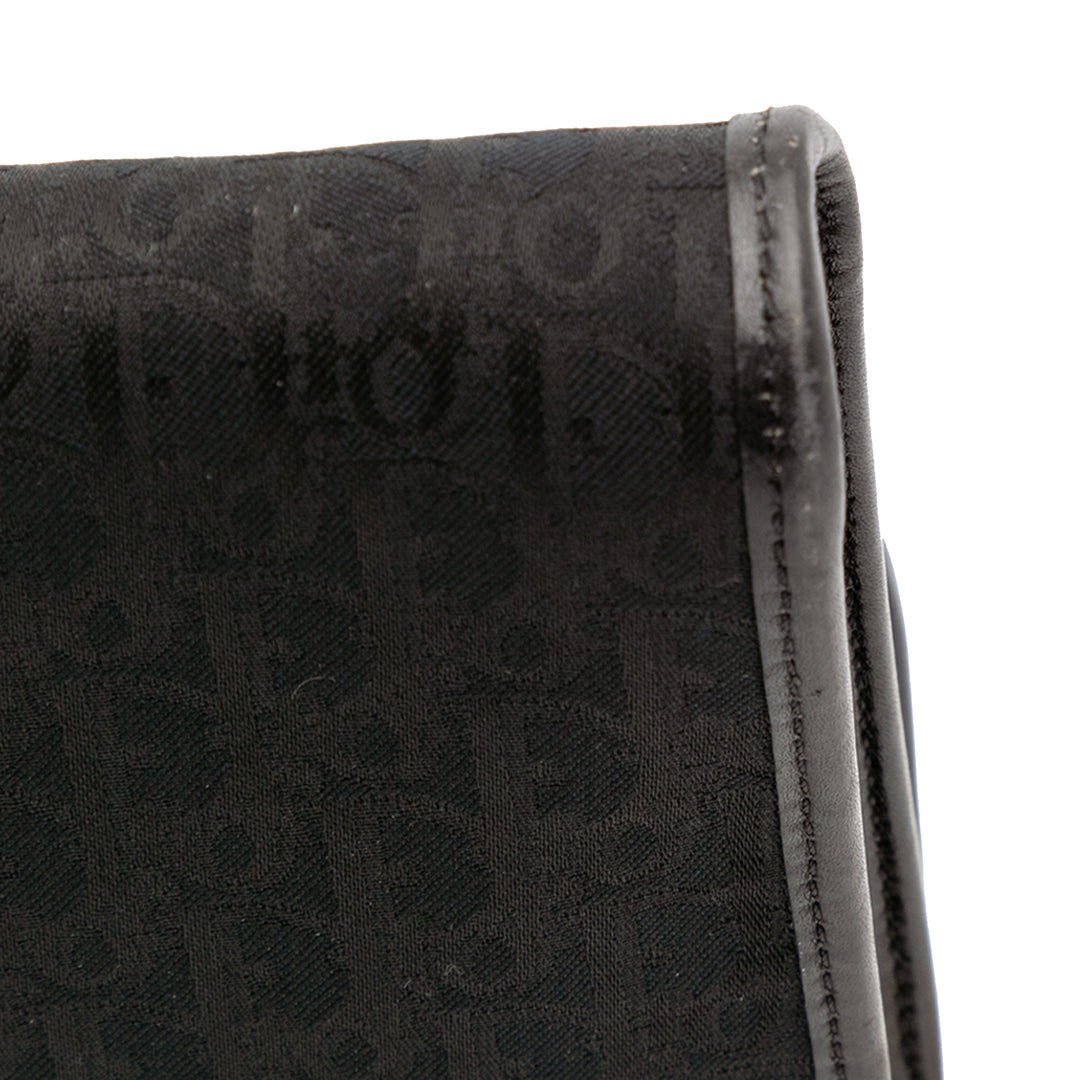 Oblique Canvas Chain Crossbody Black - Gaby Paris