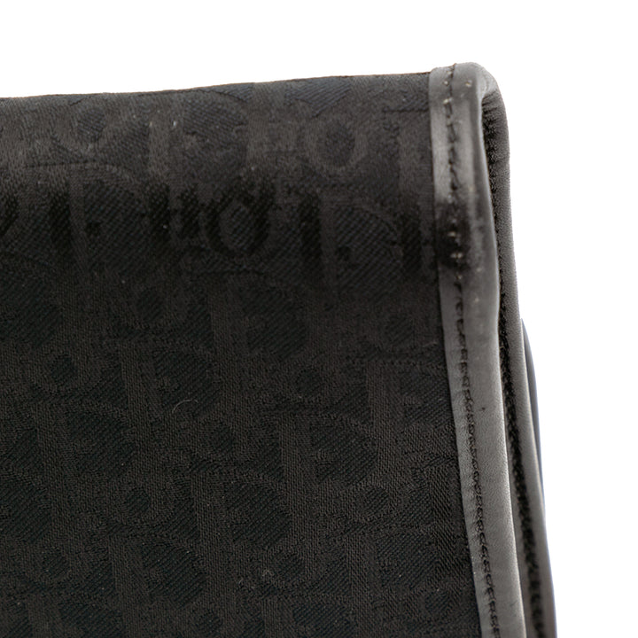 Oblique Canvas Chain Crossbody Black - Gaby Paris