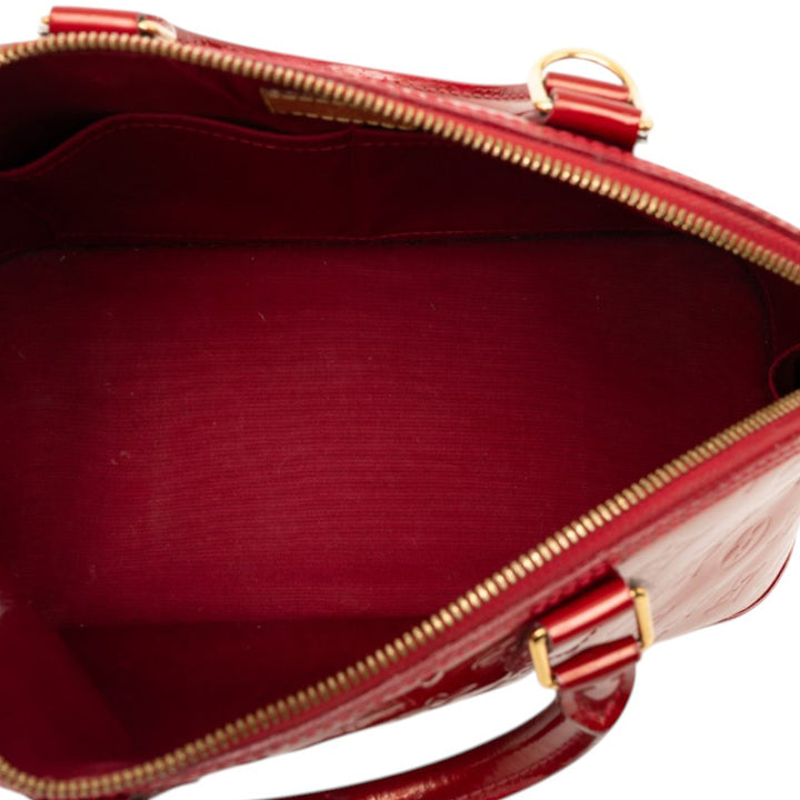 Louis Vuitton Alma PM Cuir verni Monogram Rouge – vue 4 – GABY PARIS